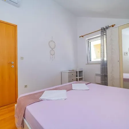 Adriatic Sea View Penthouse With Parking - 5 Min Walk To Coast * Postira