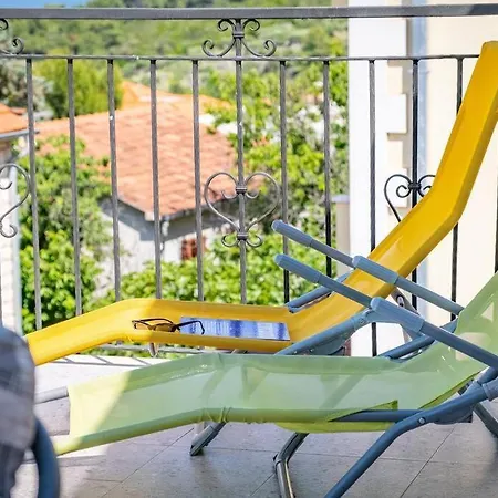 Adriatic Sea View Penthouse With Parking - 5 Min Walk To Coast *