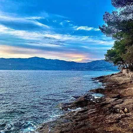Adriatic Sea View Penthouse With Parking - 5 Min Walk To Coast *